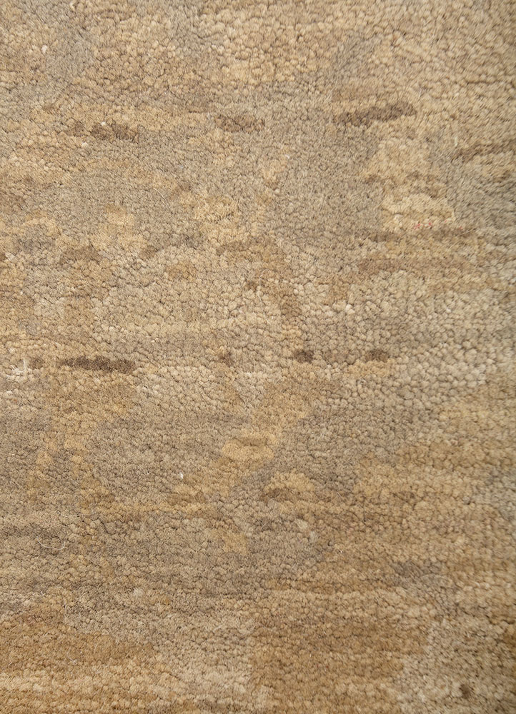 pansy ivory wool hand knotted Rug - CloseUp