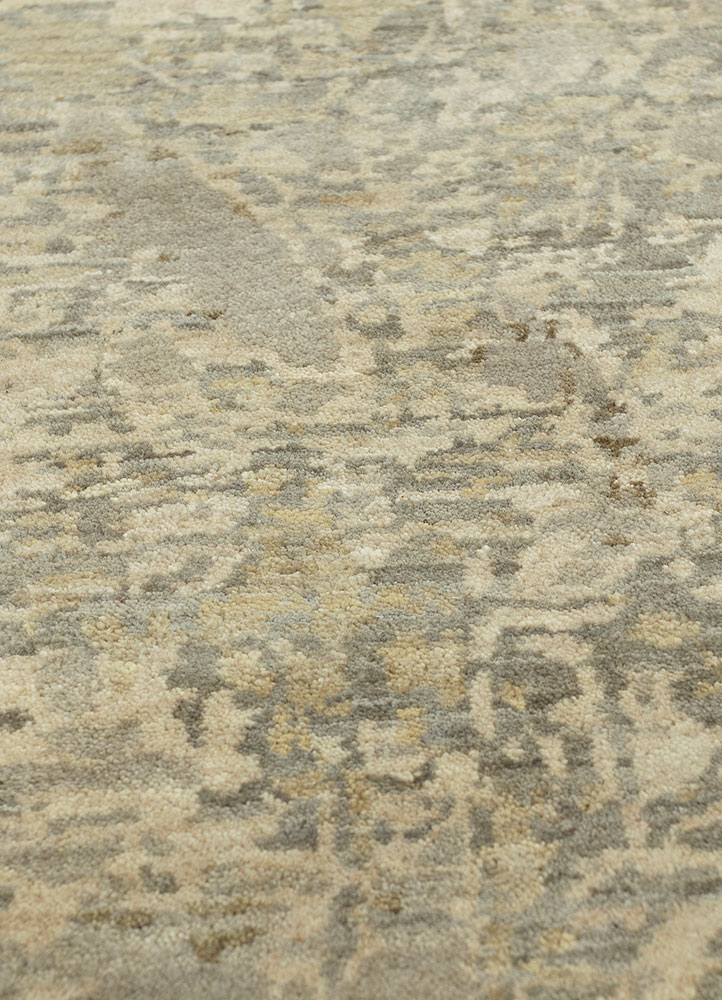 pansy beige and brown wool hand knotted Rug - CloseUp