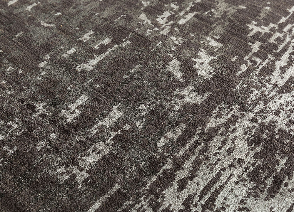 unstring by kavi grey and black wool and bamboo silk hand knotted Rug - CloseUp