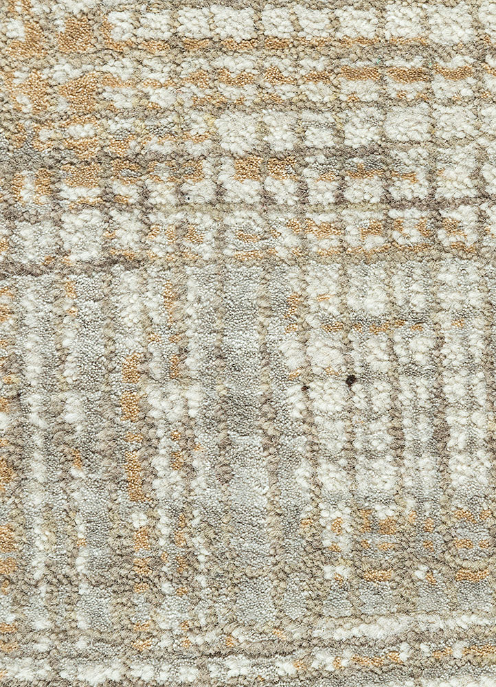 unstring by kavi ivory wool and bamboo silk hand knotted Rug - CloseUp