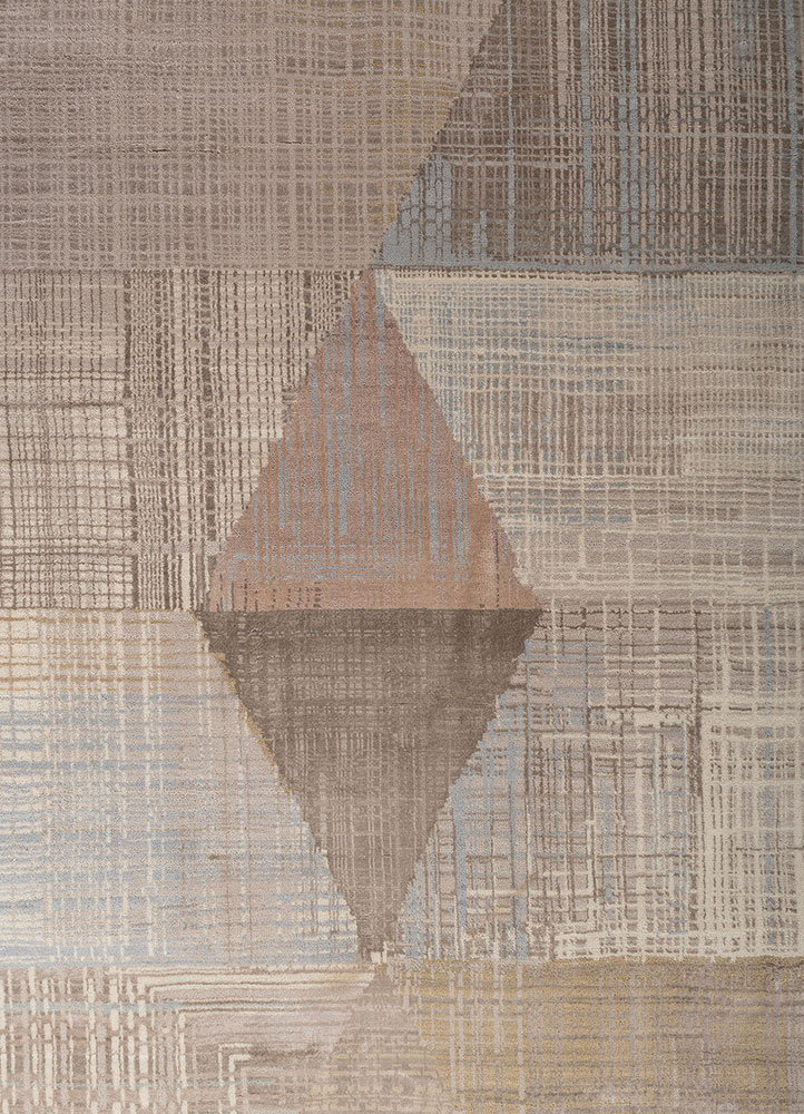 unstring by kavi ivory wool and bamboo silk hand knotted Rug - CloseUp
