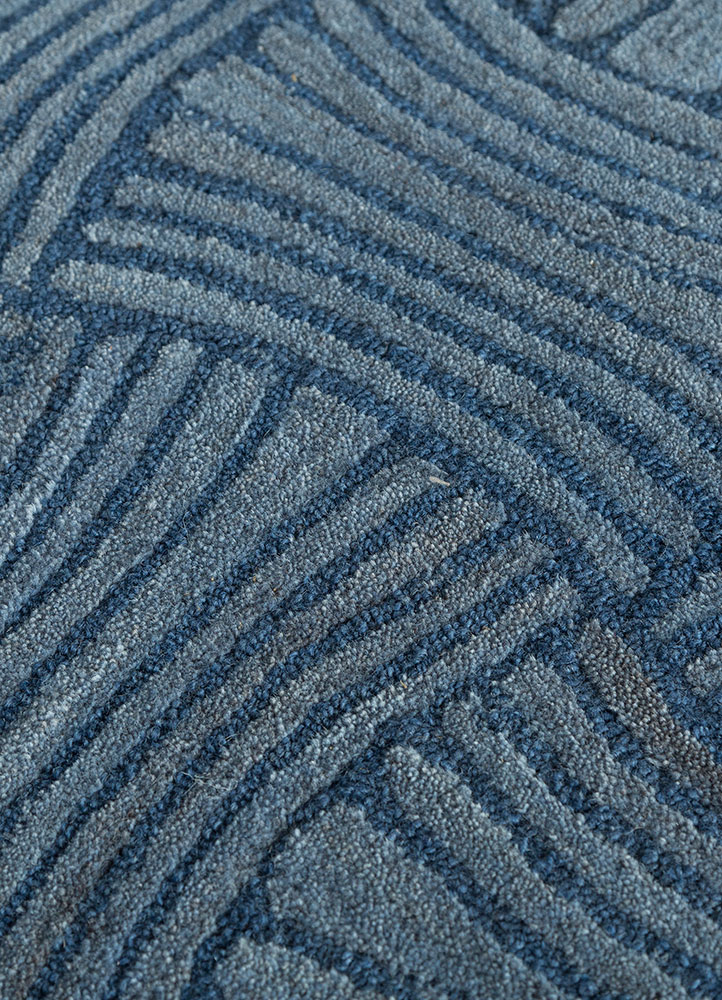 pathways blue wool hand tufted Rug - CloseUp