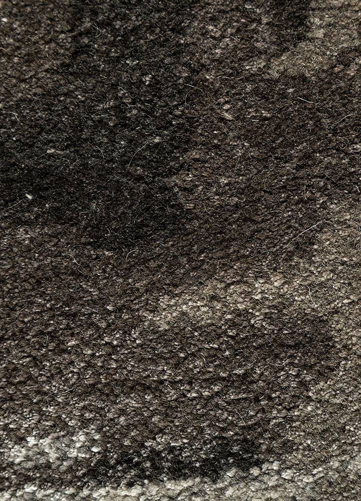 genesis grey and black wool and viscose hand tufted Rug - CloseUp