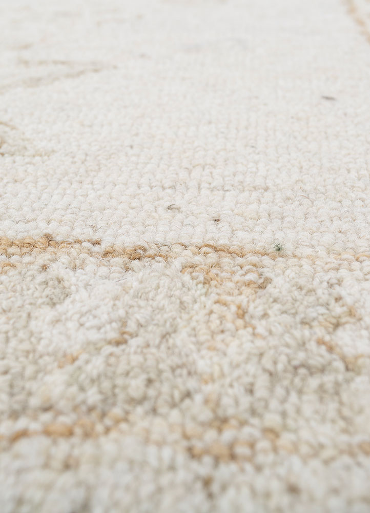 imara ivory wool hand tufted Rug - CloseUp