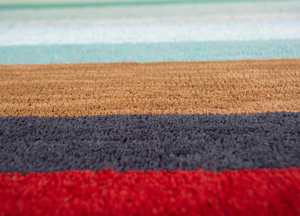 linear ivory wool and viscose hand tufted Rug - CloseUp