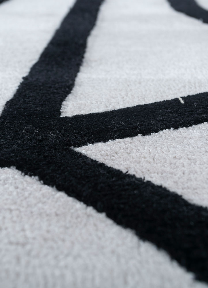 contour ivory wool and viscose hand tufted Rug - CloseUp