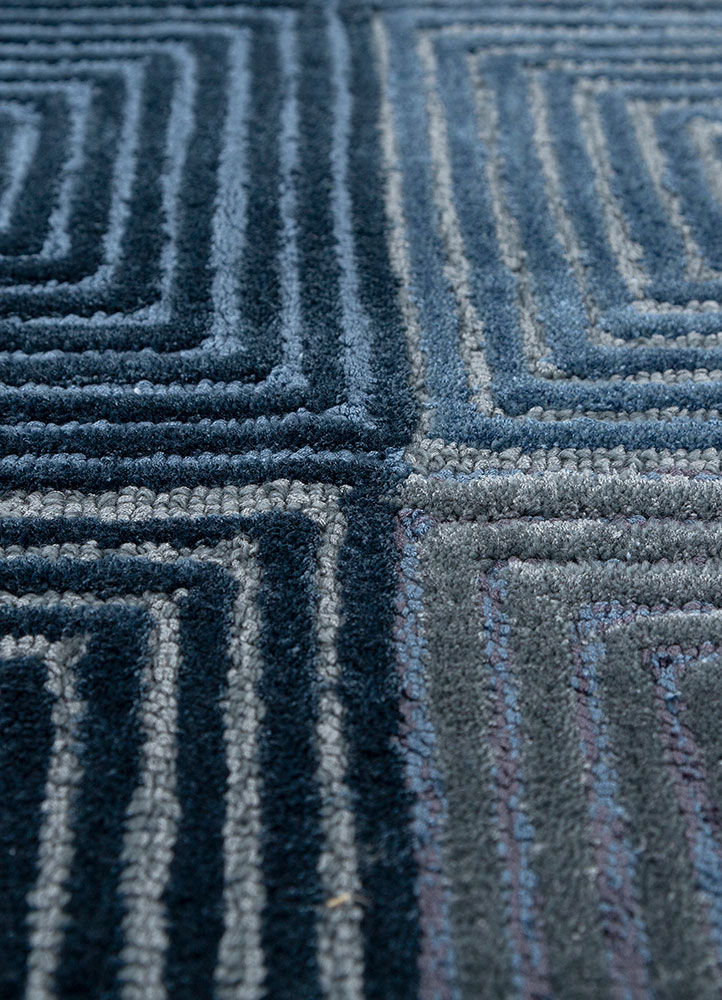pathways blue wool and viscose hand tufted Rug - CloseUp