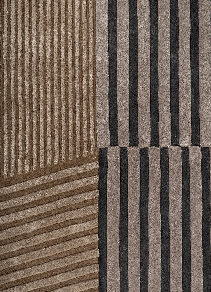 faces grey and black wool and viscose hand tufted Rug - CloseUp
