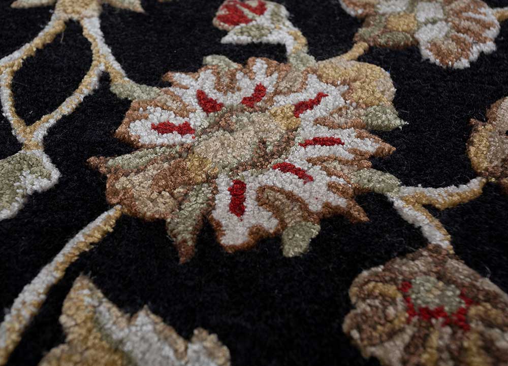 kasbah grey and black wool and viscose hand tufted Rug - CloseUp