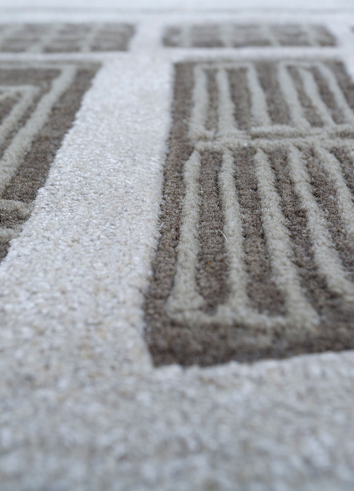 linear blue wool and viscose hand tufted Rug - CloseUp
