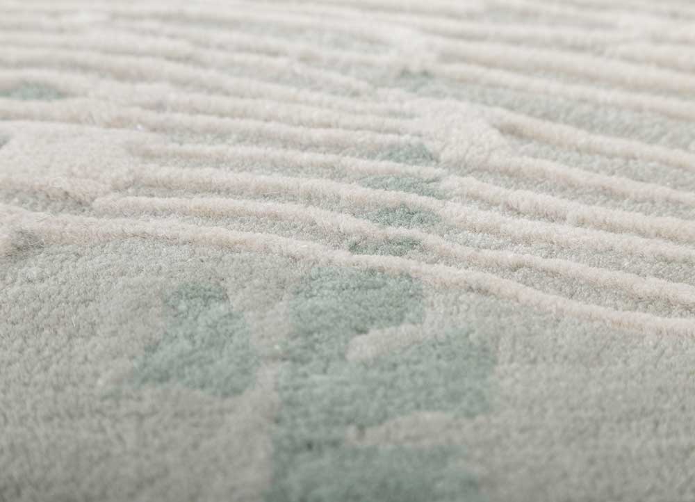 wild wanderlust blue wool hand tufted Rug - CloseUp