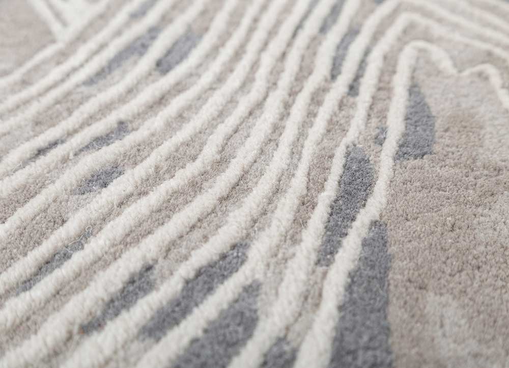 modo grey and black wool hand tufted Rug - CloseUp