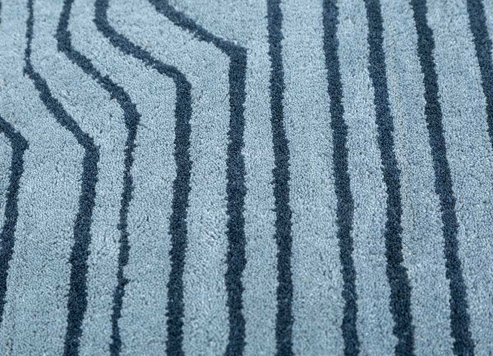 pathways blue wool hand tufted Rug - CloseUp