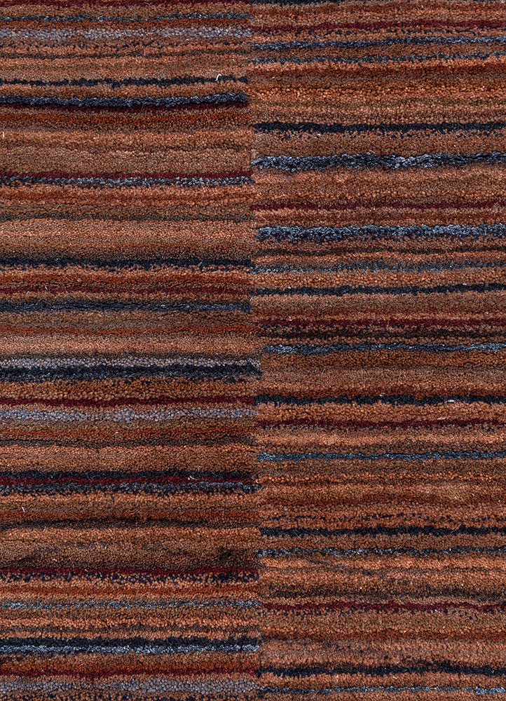 linear red and orange wool and viscose hand tufted Rug - CloseUp