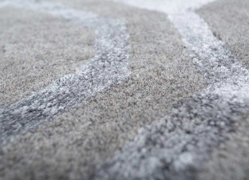 contour grey and black wool and viscose hand tufted Rug - CloseUp