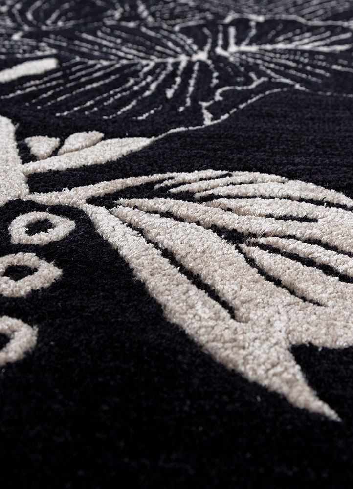 hacienda grey and black wool and viscose hand tufted Rug - CloseUp