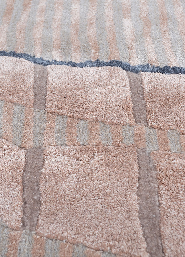 white noise red and orange wool and viscose hand tufted Rug - CloseUp