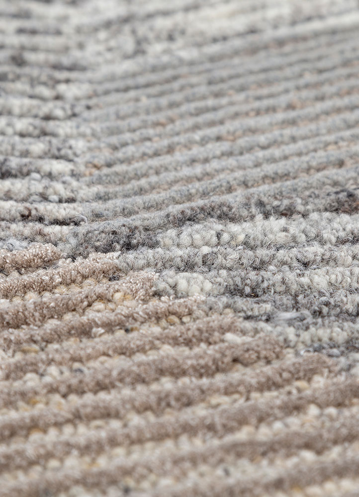 pathways beige and brown wool and viscose hand tufted Rug - CloseUp