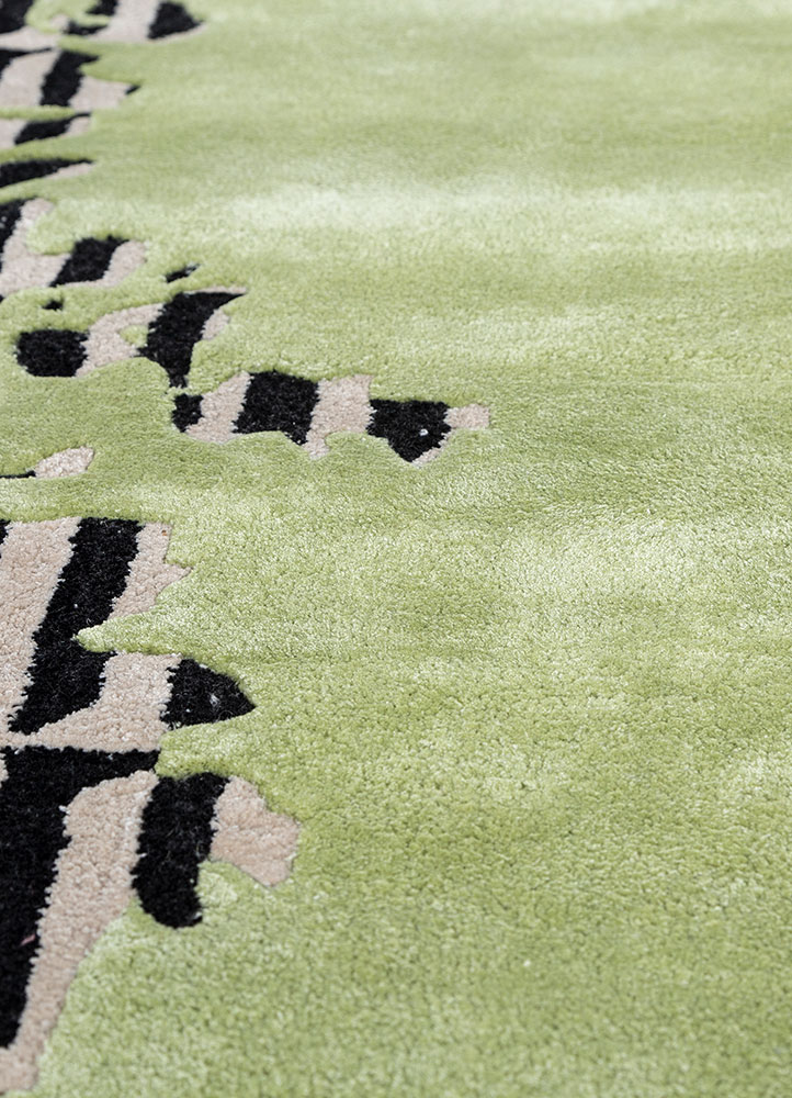 adrift green wool and viscose hand tufted Rug - CloseUp