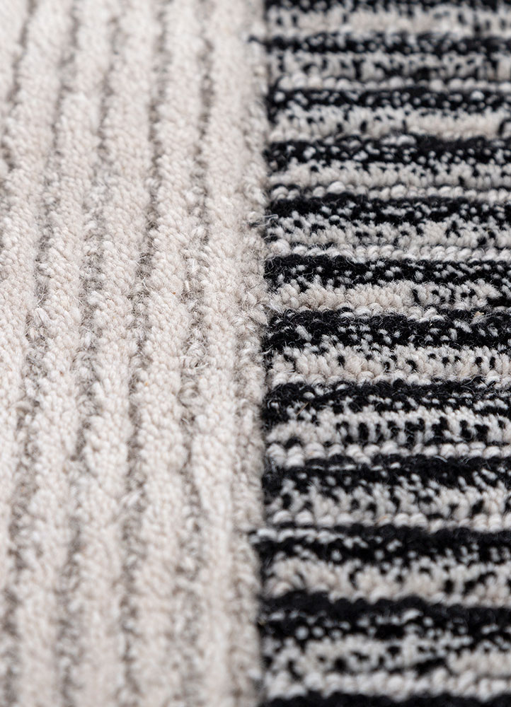 pathways ivory wool hand tufted Rug - CloseUp