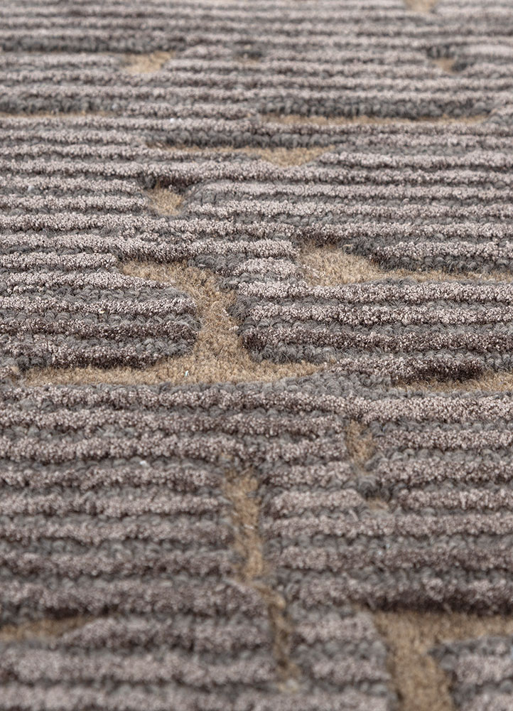 white noise grey and black wool and viscose hand tufted Rug - CloseUp