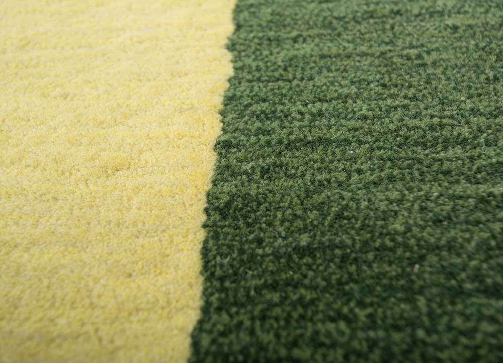 chroma green wool hand tufted Rug - CloseUp