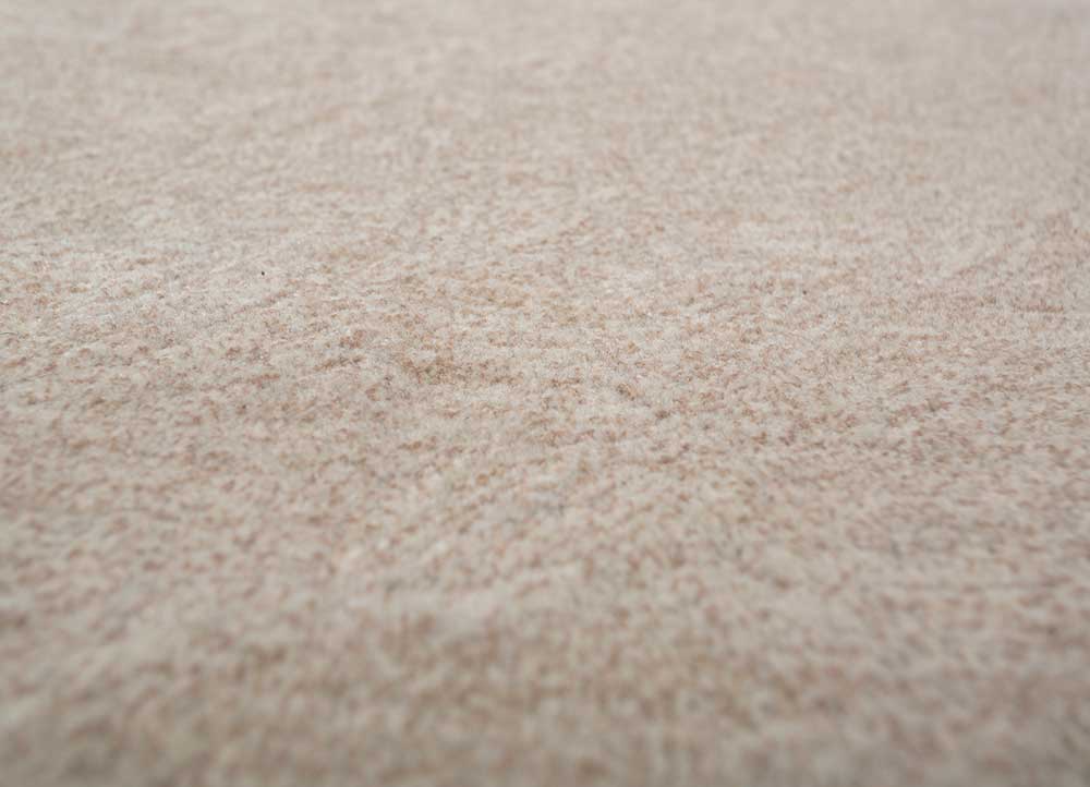 adrift gold wool and viscose hand tufted Rug - CloseUp
