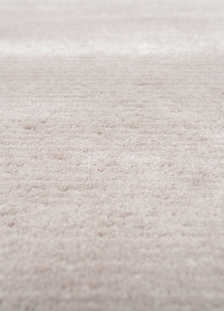 cera grey and black viscose  Rug - CloseUp
