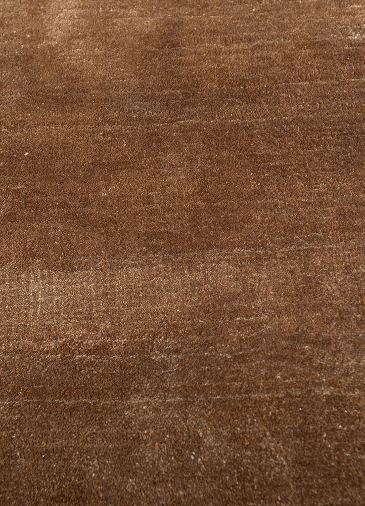 cera gold viscose hand tufted Rug - CloseUp