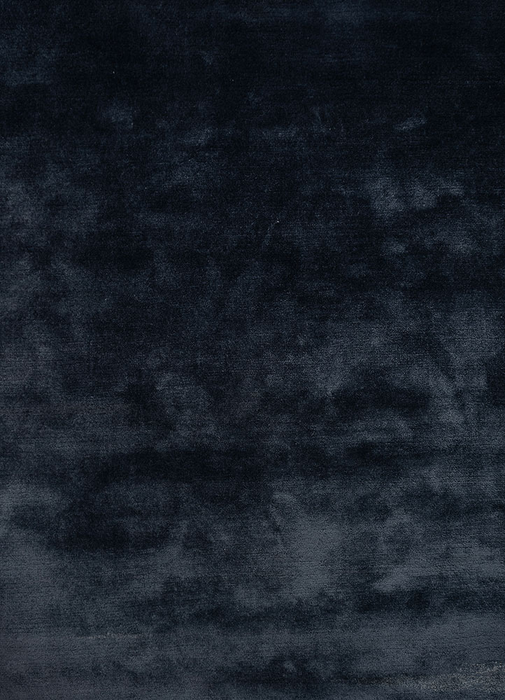 cera blue viscose hand tufted Rug - CloseUp