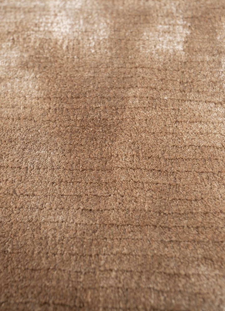 cera beige and brown viscose hand tufted Rug - CloseUp