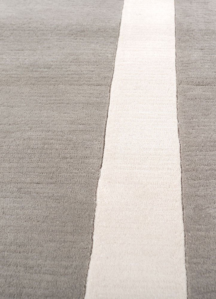 modo ivory wool hand tufted Rug - CloseUp