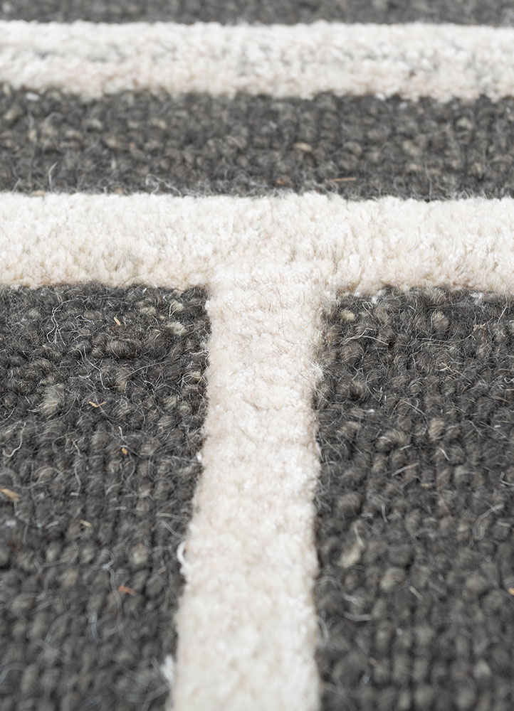 adrift grey and black wool hand tufted Rug - CloseUp
