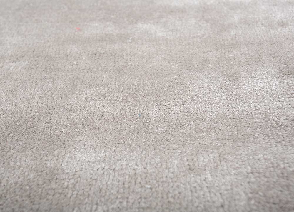 cera grey and black bamboo silk  Rug - CloseUp