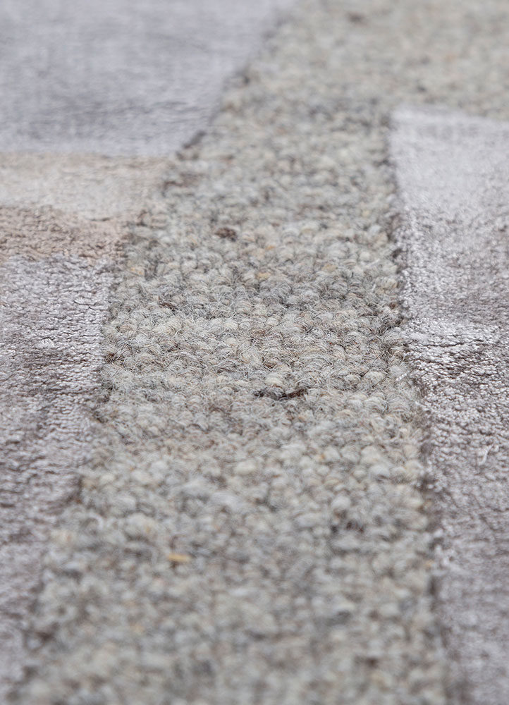 white noise beige and brown wool and viscose hand tufted Rug - CloseUp