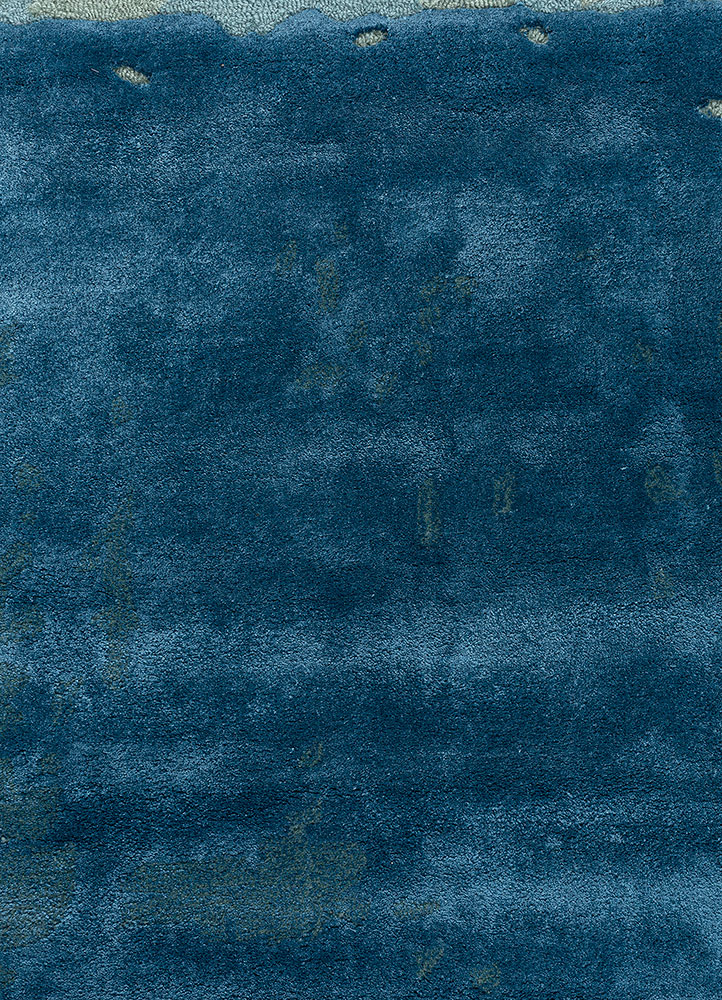 white noise blue wool and viscose hand tufted Rug - CloseUp