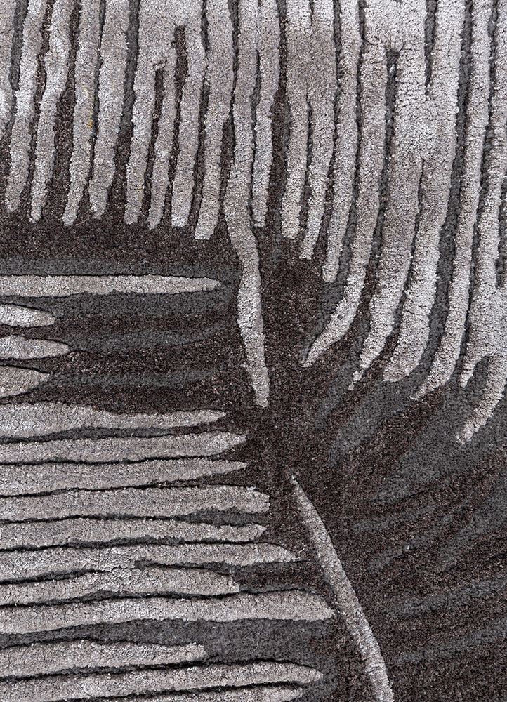 infini grey and black wool and viscose hand tufted Rug - CloseUp