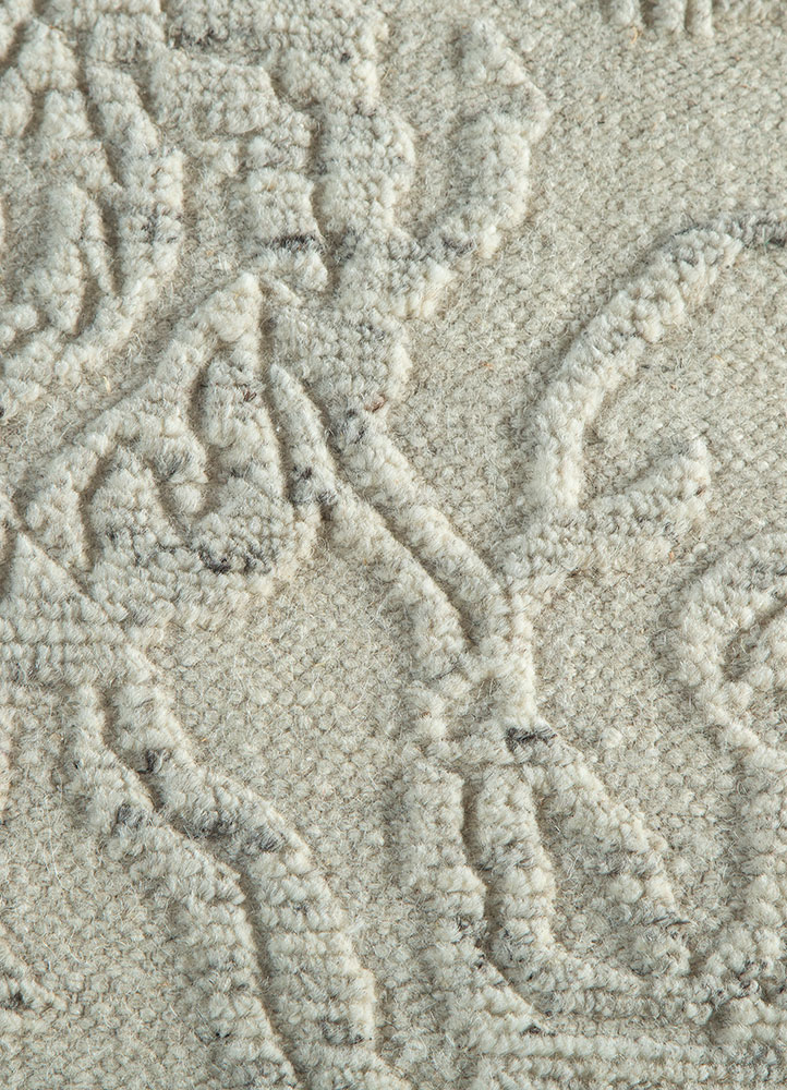 manifest ivory wool hand knotted Rug - CloseUp