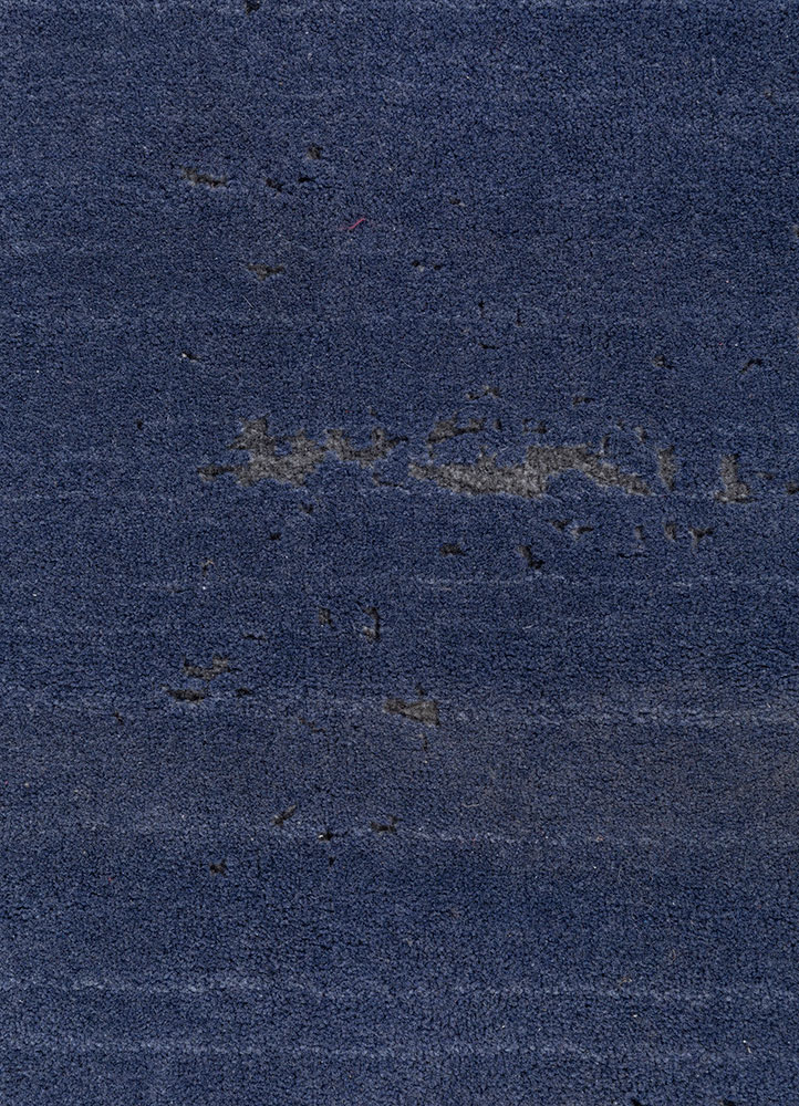 entropy blue polyester hand knotted Rug - CloseUp