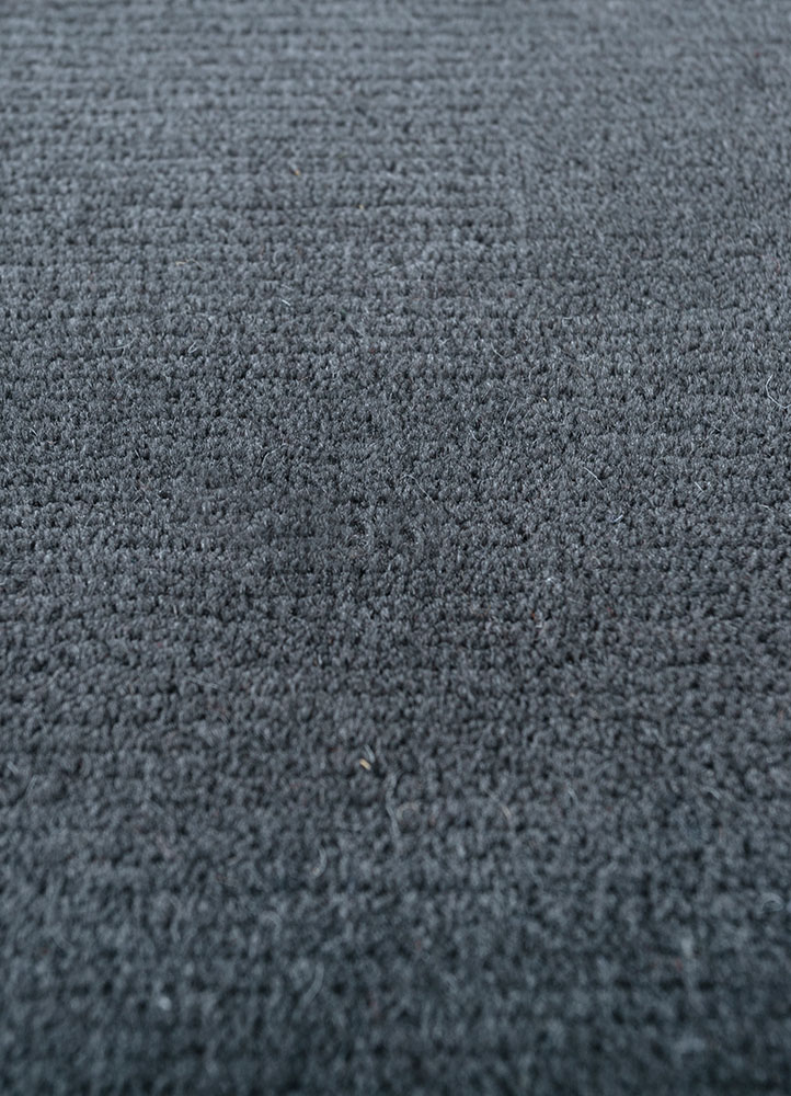 kairos grey and black wool hand knotted Rug - CloseUp
