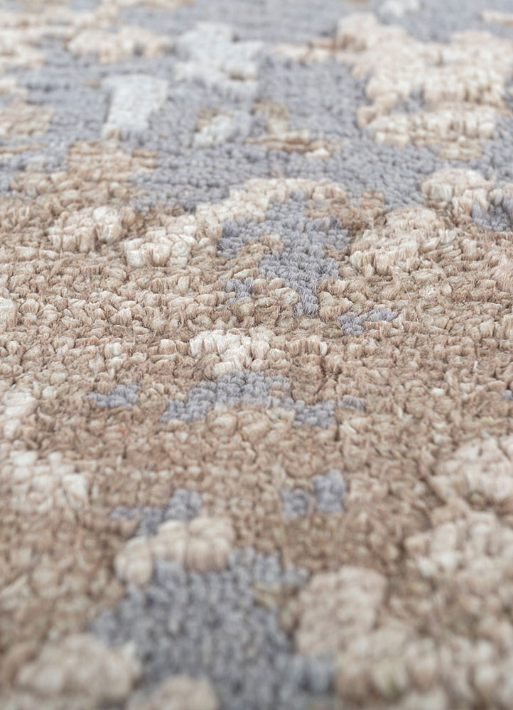entropy grey and black wool and silk hand knotted Rug - CloseUp