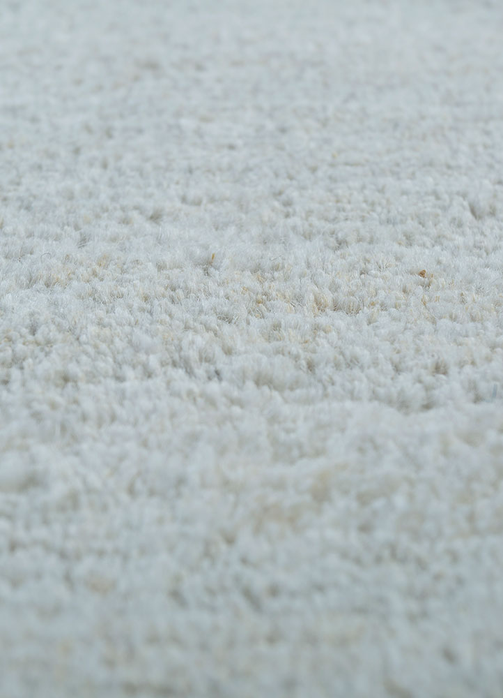 kairos ivory nettle hand knotted Rug - CloseUp