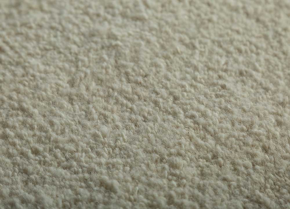 manifest ivory wool hand knotted Rug - CloseUp