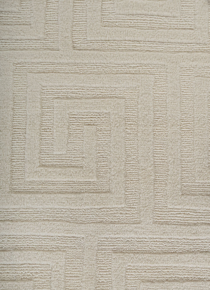 zuri ivory wool hand knotted Rug - CloseUp
