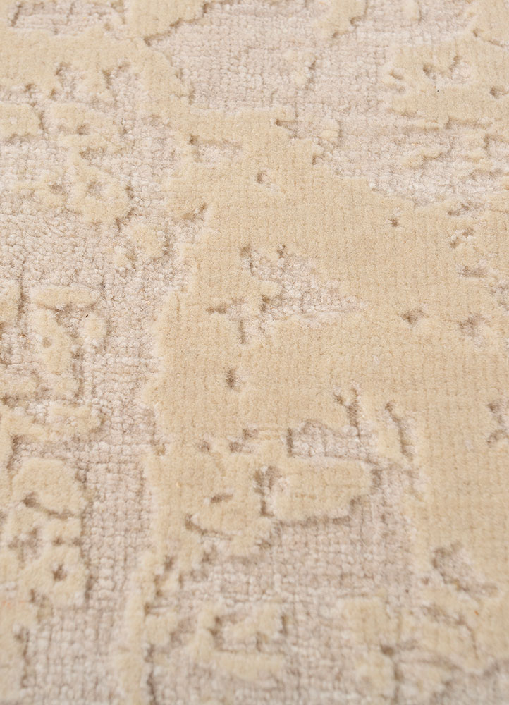entropy ivory wool hand knotted Rug - CloseUp
