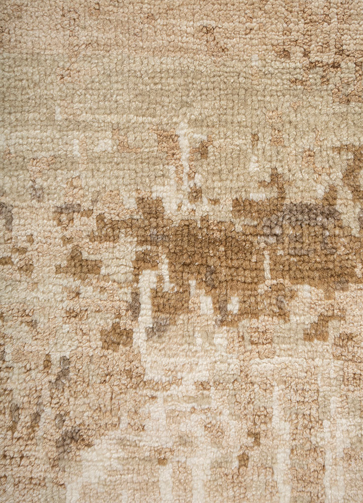 entropy ivory wool and silk hand knotted Rug - CloseUp