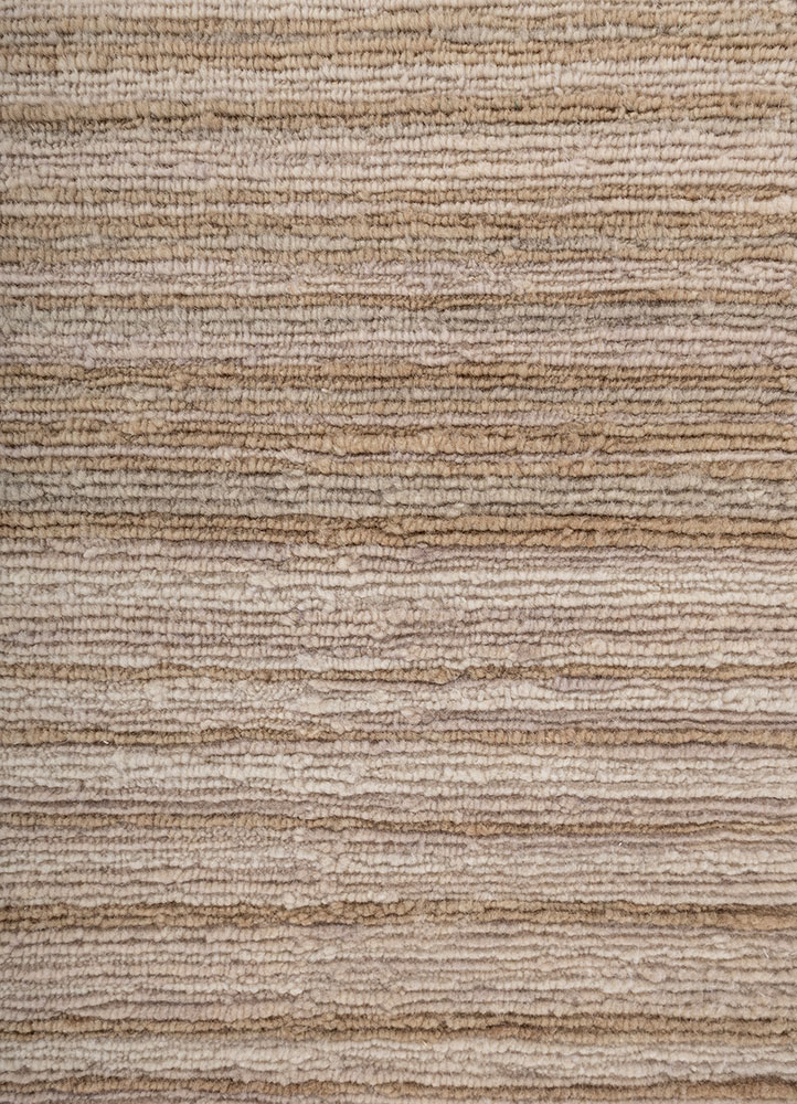 manifest ivory wool hand knotted Rug - CloseUp