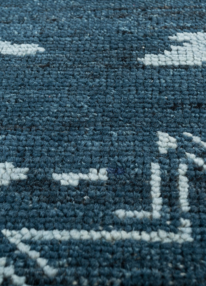 viscaya blue wool hand knotted Rug - CloseUp