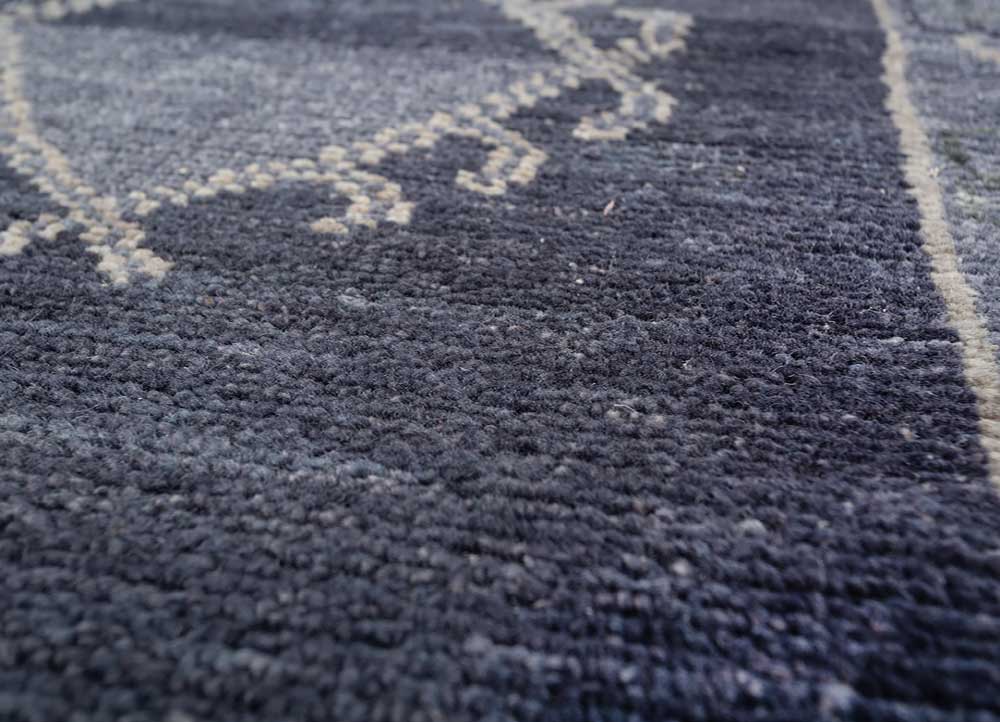 thyme blue wool hand knotted Rug - CloseUp