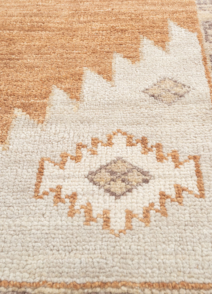 thyme red and orange wool hand knotted Rug - CloseUp
